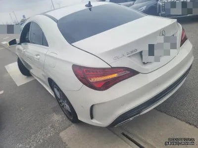 2018 Mercedes-Benz CLA 220 744KMWDDSJ4FB2JN6 VIN:744KMWDDSJ4FB2JN6