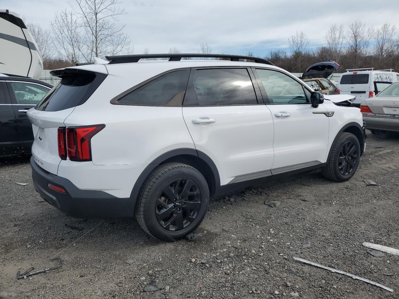 2022 KIA SORENTO S VIN:5XYRLDLC7NG109066