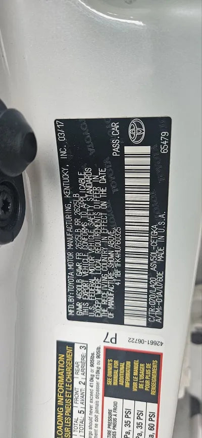 2017 Toyota Camry VIN: