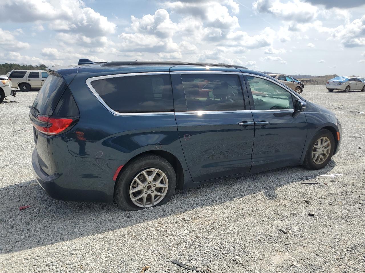 2022 CHRYSLER PACIFICA TOURING L VIN:2C4RC1BG8NR194112