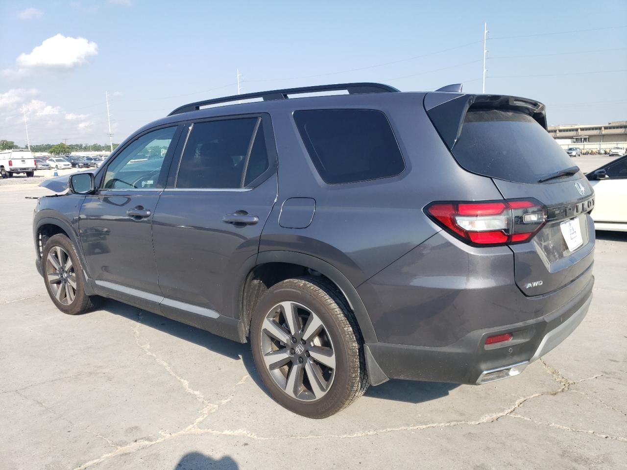 2024 HONDA PILOT TOURING VIN:5FNYG1H72RB035630