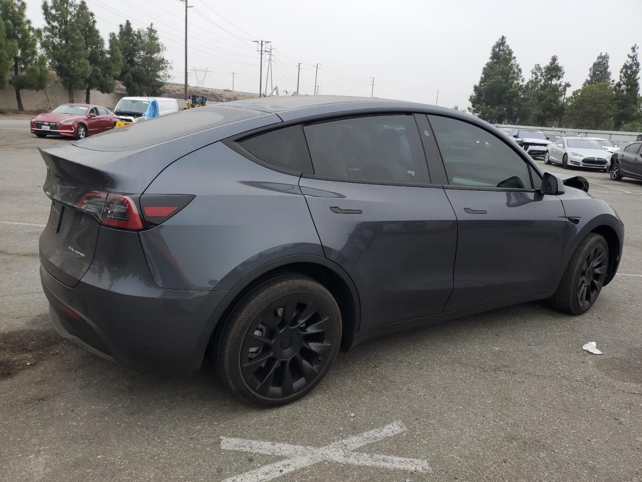 2023 TESLA MODEL Y  VIN:7SAYGDEE0PF863017