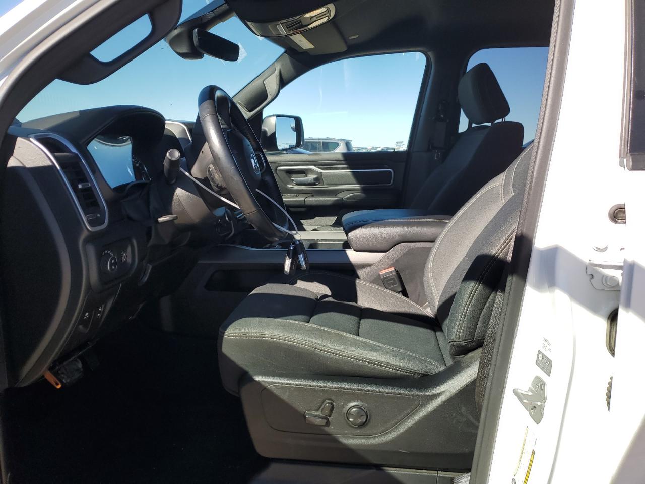 2022 RAM 1500 BIG HORN/LONE STAR VIN:19XFB2F53CE076293