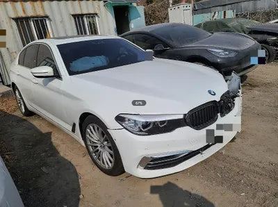 2019 BMW 520 VIN: