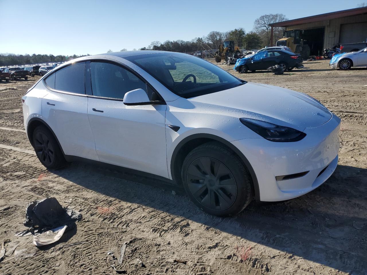 2024 TESLA MODEL Y  VIN:7SAYGDED1RF169639
