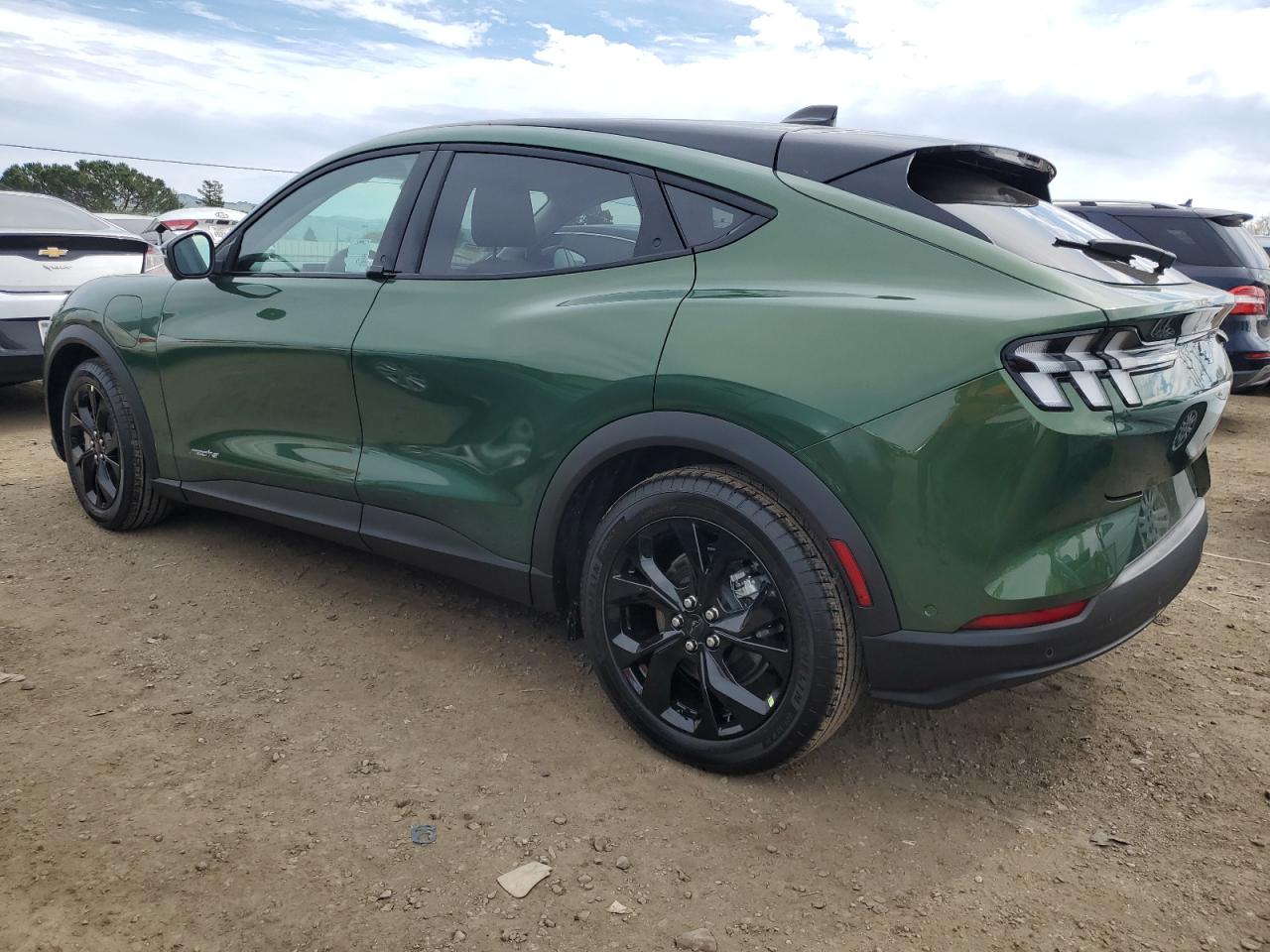 2024 FORD MUSTANG MACH-E SELECT VIN:3FMTK1R4XRMA03058