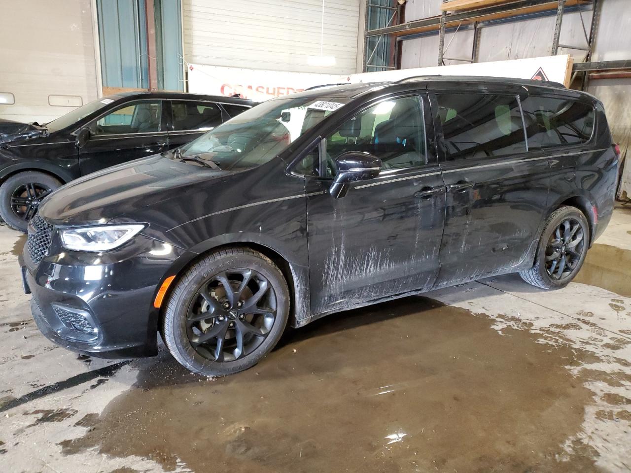 2022 CHRYSLER PACIFICA TOURING L VIN:2C4RC1BG8NR172952