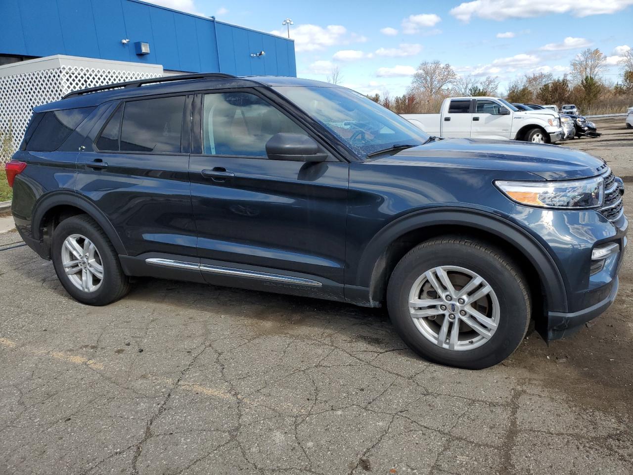 2023 FORD EXPLORER XLT VIN:1FMSK8DHXPGA03776