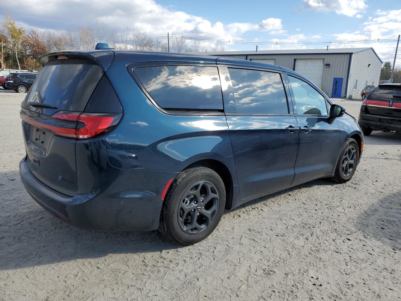 2022 CHRYSLER PACIFICA HYBRID LIMITED VIN:2C4RC1S70NR130968