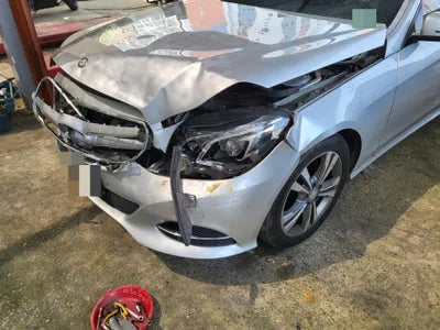 2014 Mercedes-Benz E 220 VIN: