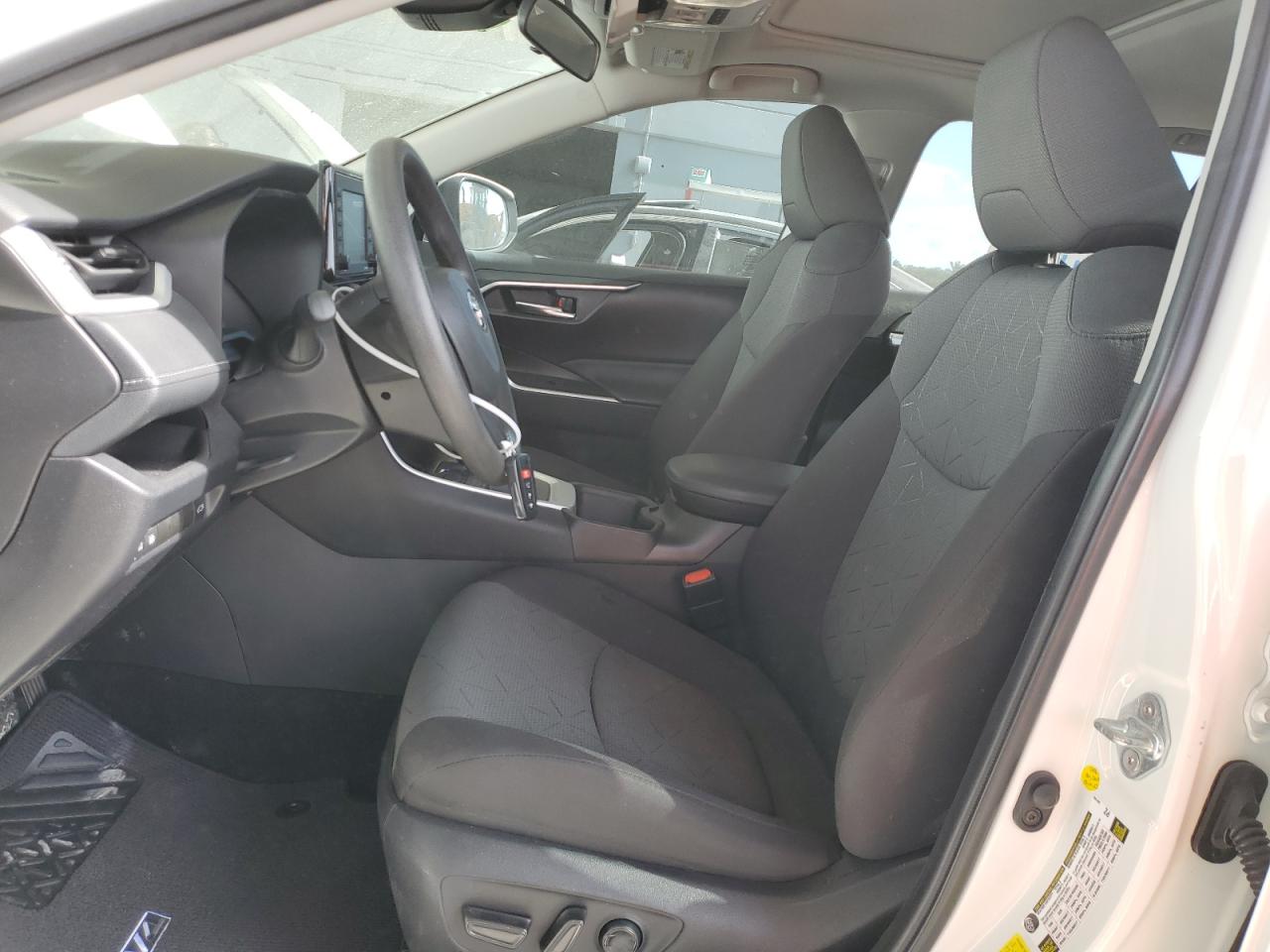 2022 TOYOTA RAV4 XLE VIN:2T3W1RFV9NC190366