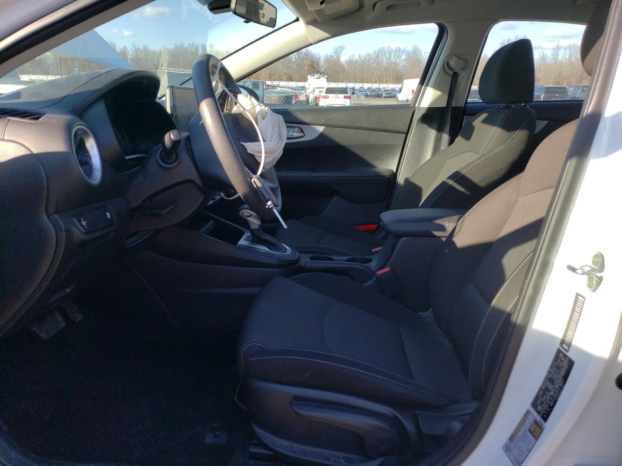 2023 KIA FORTE LX VIN:3KPF24AD5PE578027