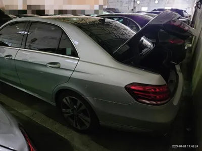 2015 Mercedes-Benz E 300 VIN: