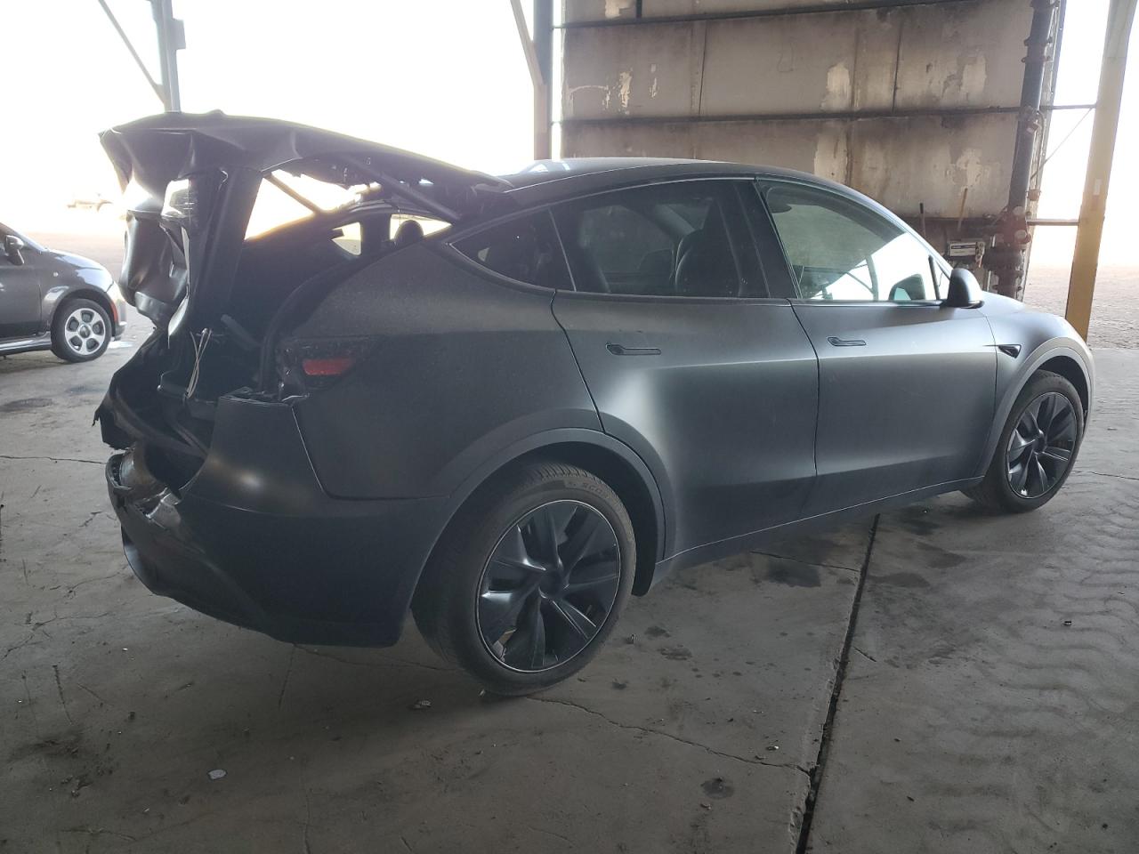 2023 TESLA MODEL Y  VIN:7SAYGDEE7PA209287