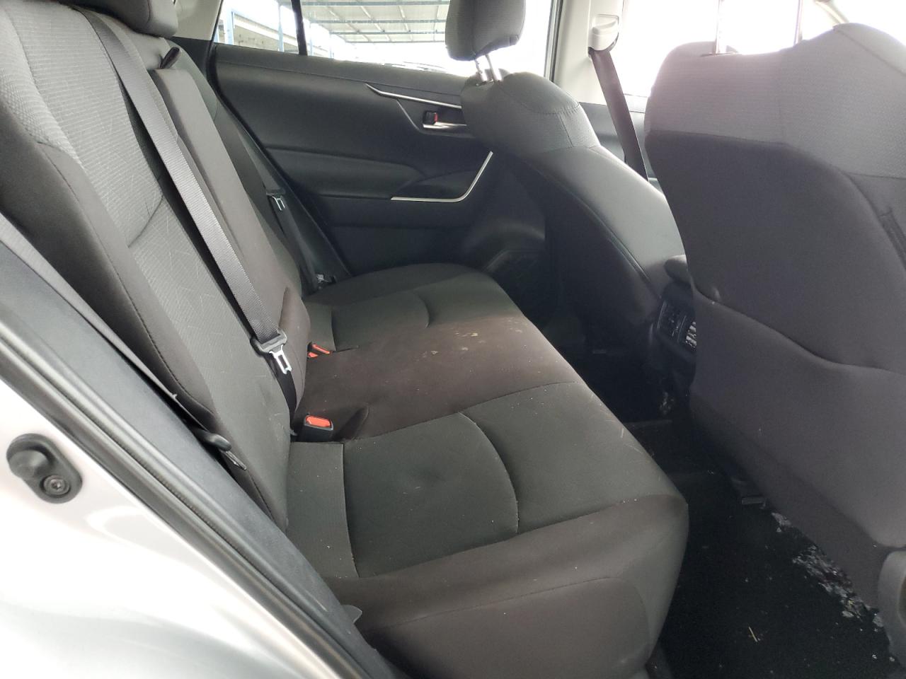 2024 TOYOTA RAV4 XLE VIN:2T3P1RFV5RC461093
