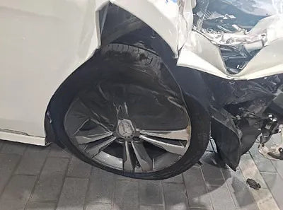 2015 Mercedes-Benz E 300 WDDHF8BB8FB105225 VIN:WDDHF8BB8FB105225