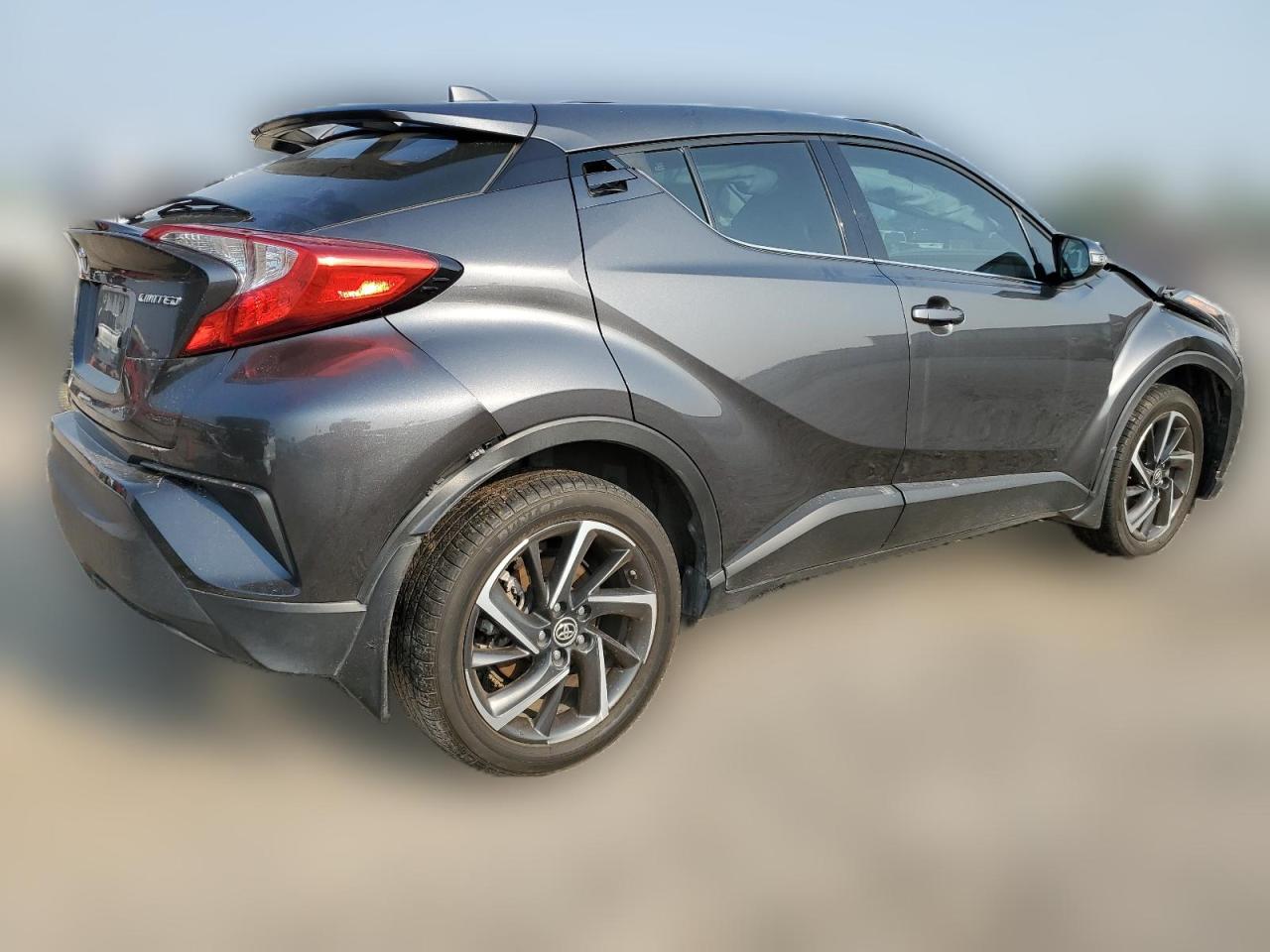 2022 TOYOTA C-HR XLE VIN:NMTKHMBX6NR143332