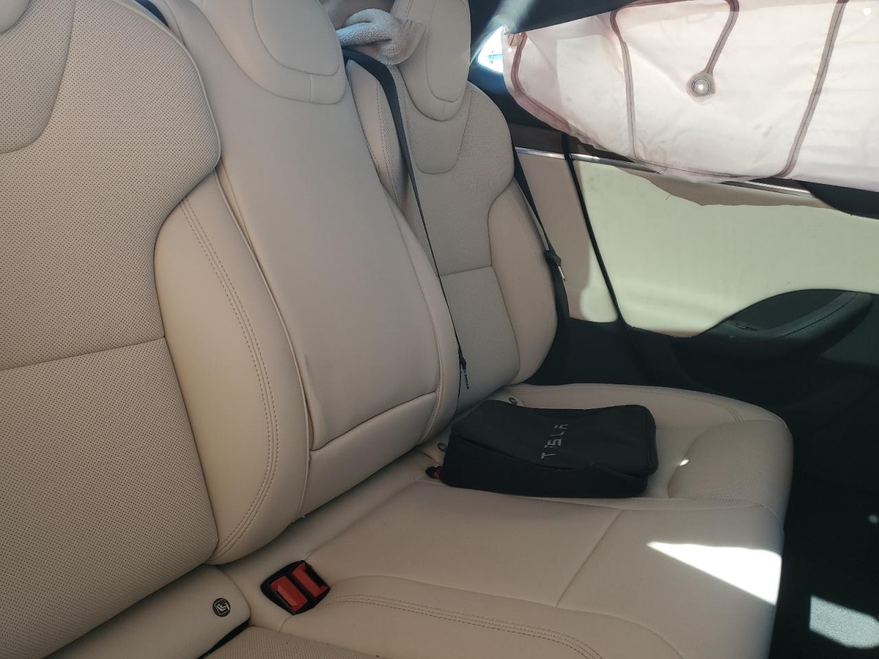 2023 TESLA MODEL S  VIN:5YJSA1E59PF522444