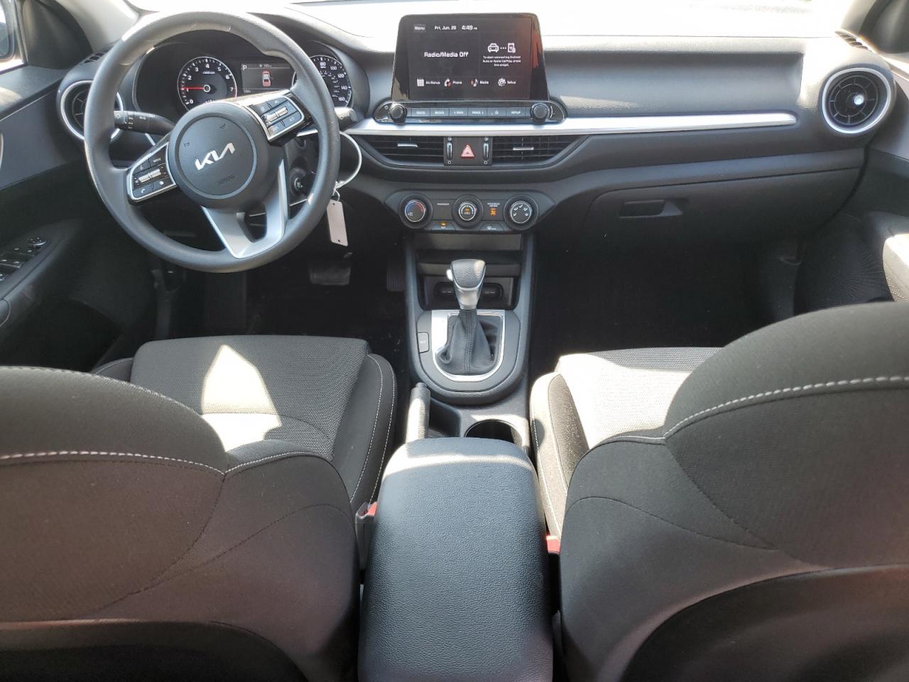 2022 KIA FORTE FE VIN:3KPF24AD3NE451967