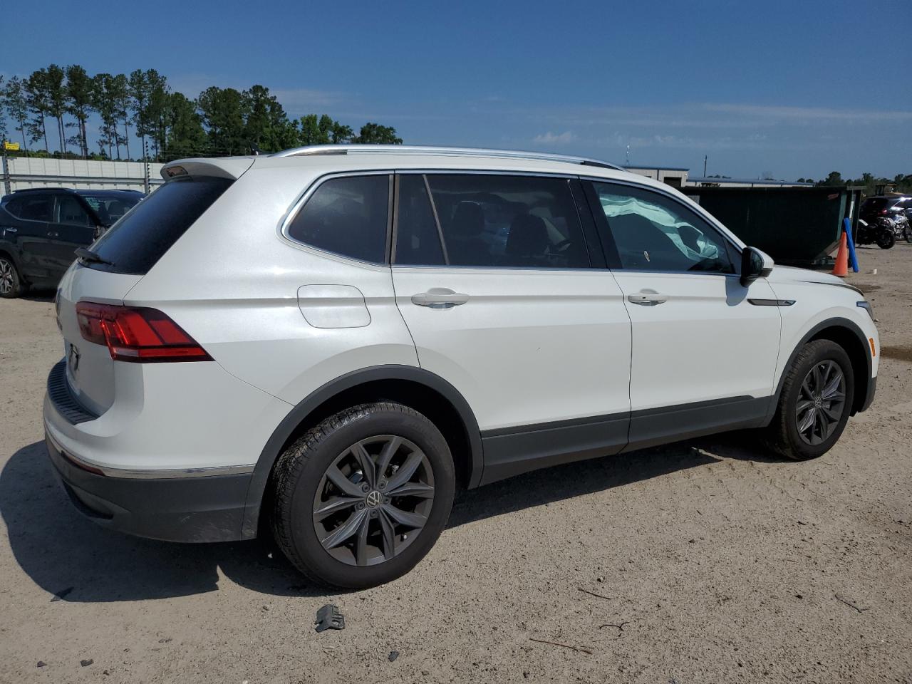 2023 VOLKSWAGEN TIGUAN SE VIN:3VV3B7AX2PM141530