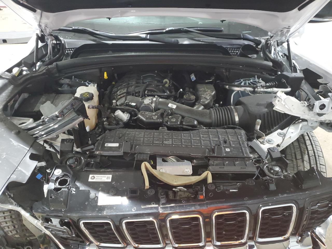 2024 JEEP GRAND CHEROKEE LIMITED VIN:1C4RJHBG3RC178106
