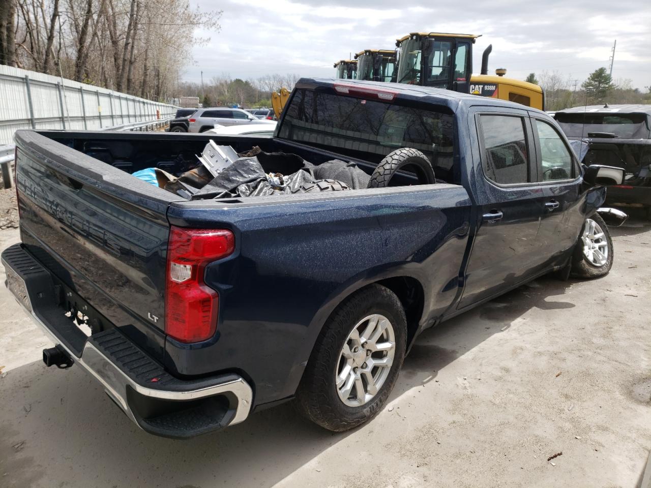 2022 CHEVROLET SILVERADO K1500 LT VIN:1GCUDDEDXNZ501585