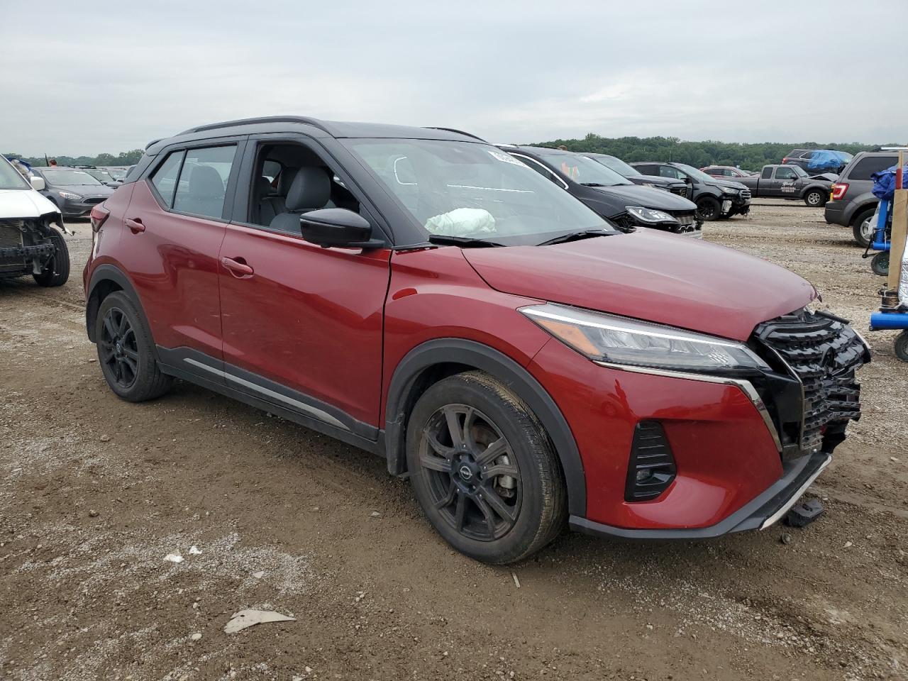 2022 NISSAN KICKS SR VIN:3N1CP5DV5NL495174