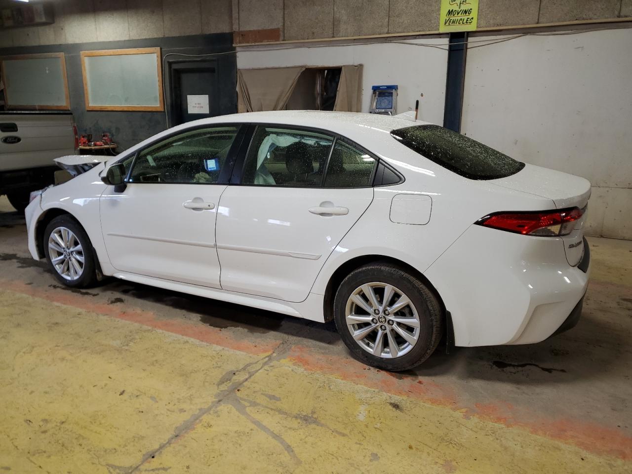 2024 TOYOTA COROLLA LE VIN:JTDBCMFE1R3051402