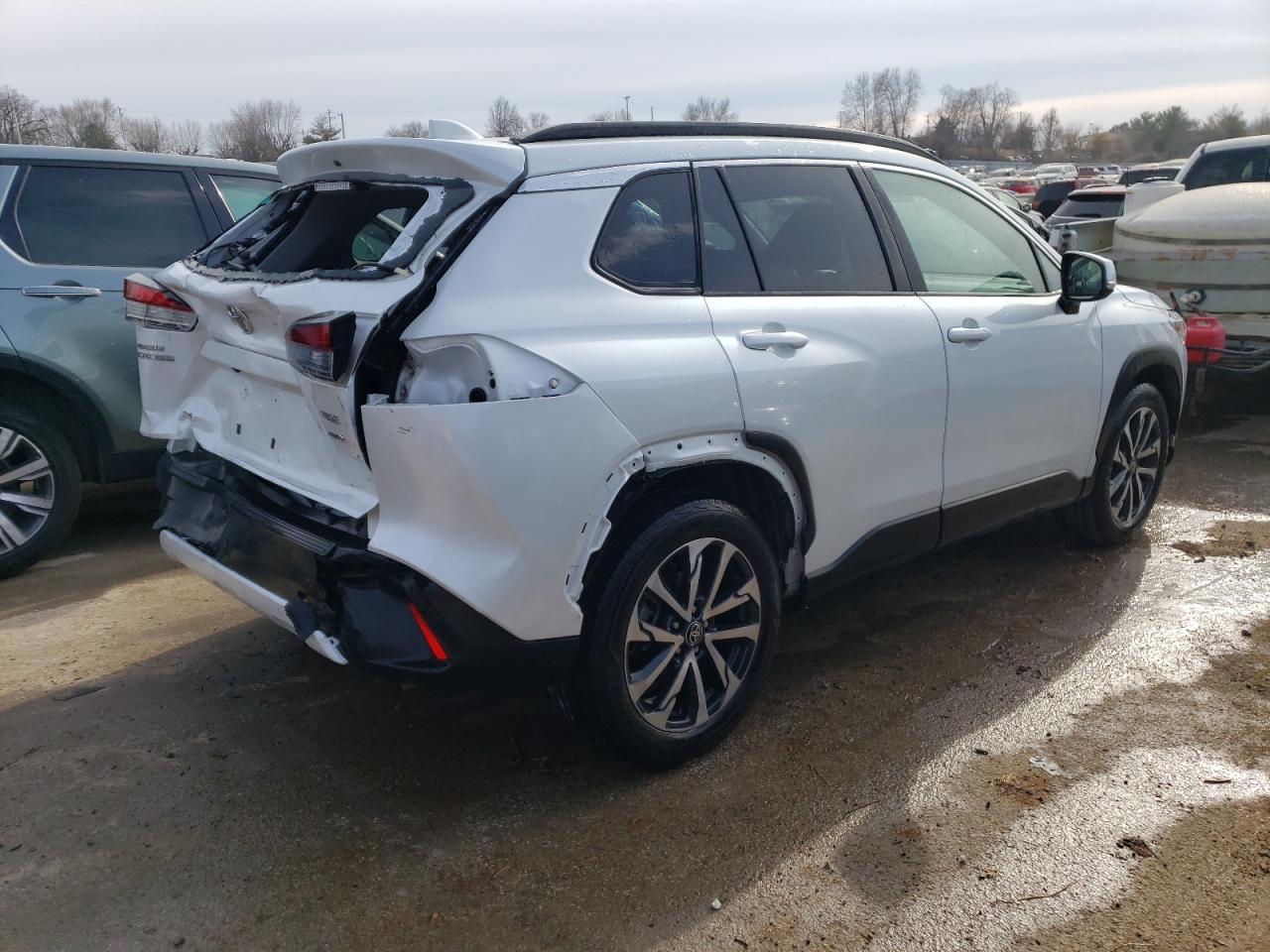 2022 TOYOTA COROLLA CROSS XLE VIN:7MUEAABG8NV023510