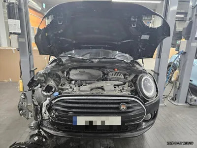 2022 MINI Clubman VIN: