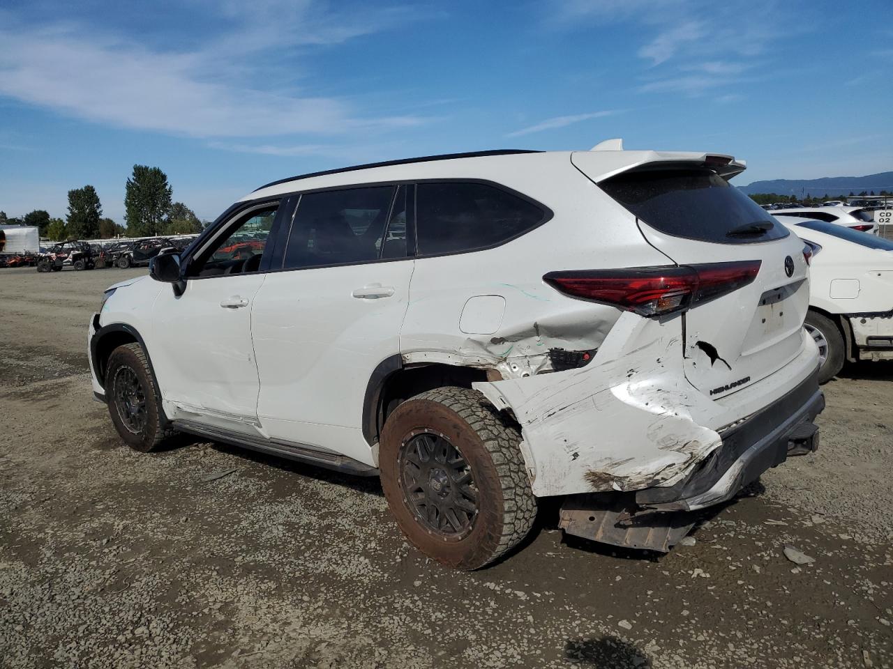 2022 TOYOTA HIGHLANDER XSE VIN:5TDLZRBH0NS199565