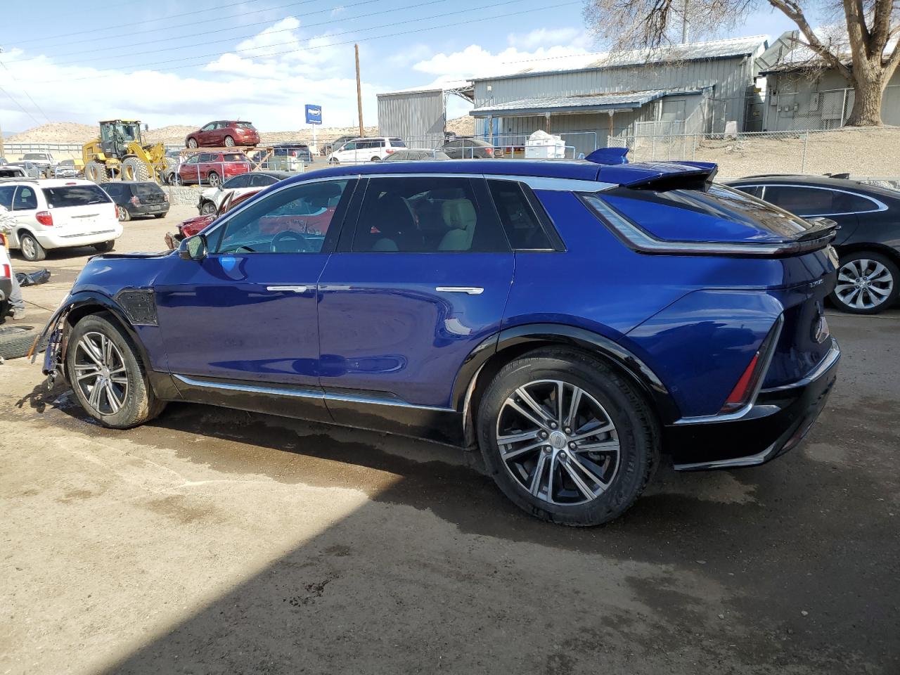 2024 CADILLAC LYRIQ LUXURY VIN:1GYKPPRL0RZ100077