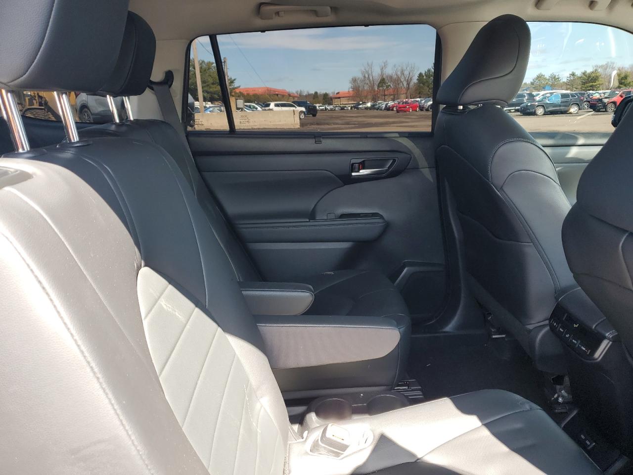 2023 TOYOTA HIGHLANDER L VIN:5TDKDRBH1PS527010