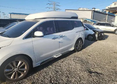 2016 Kia Carnival KNAMC81ABGS123373 VIN:KNAMC81ABGS123373