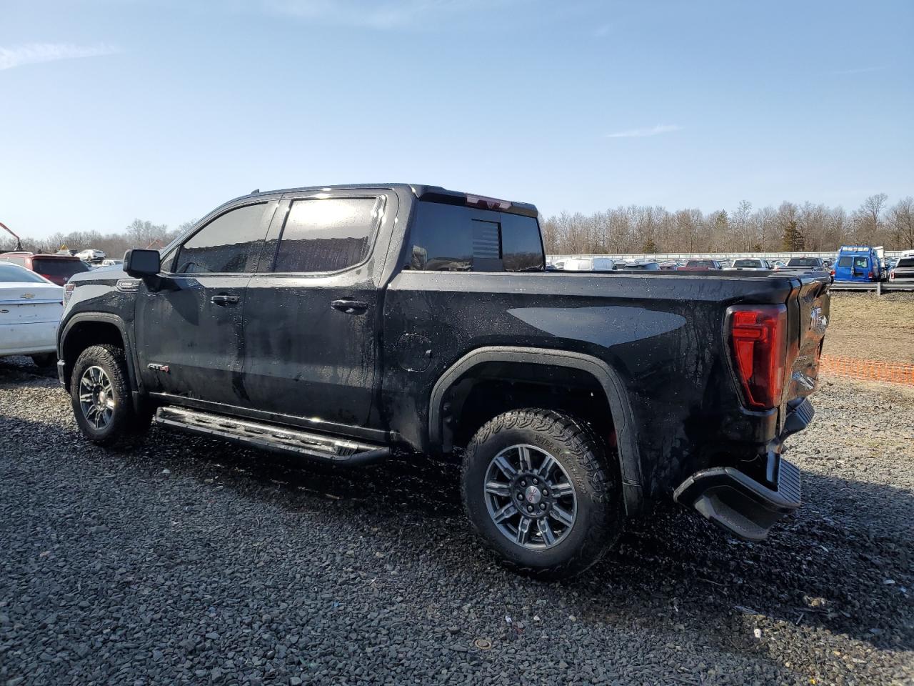 2024 GMC SIERRA K1500 AT4 VIN:3GTUUEE84RG241845