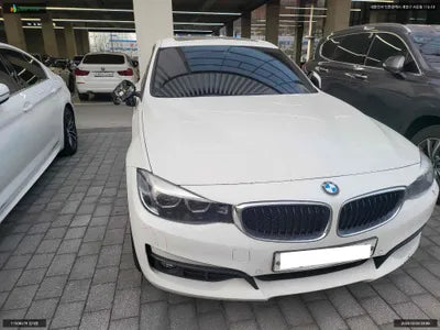 2019 BMW 320 WBA8T5105JB343556 VIN:WBA8T5105JB343556