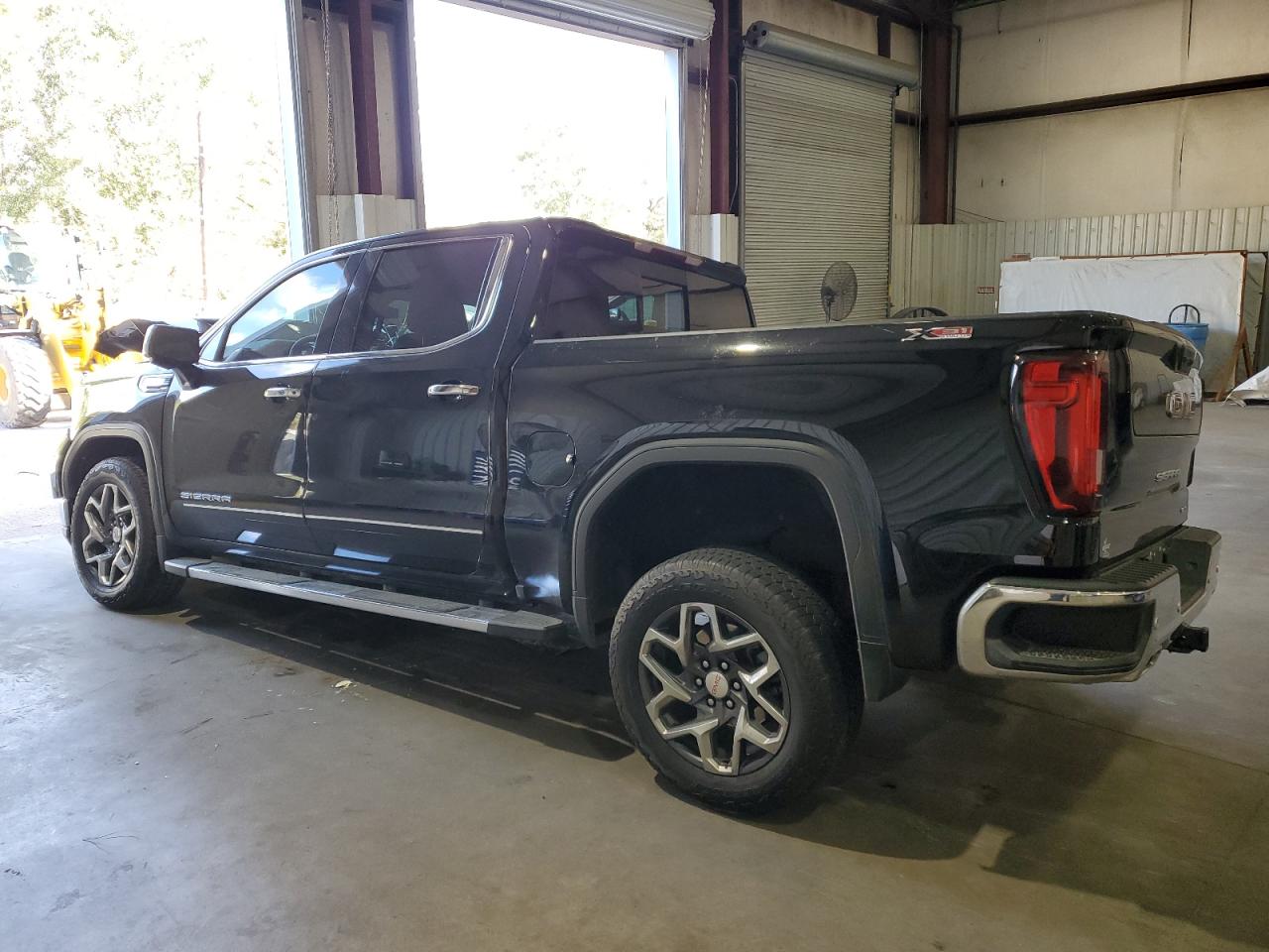 2024 GMC SIERRA K1500 SLT VIN:3GTUUDE81RG149442