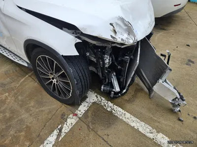 2017 Mercedes-Benz GLC 220 VIN: