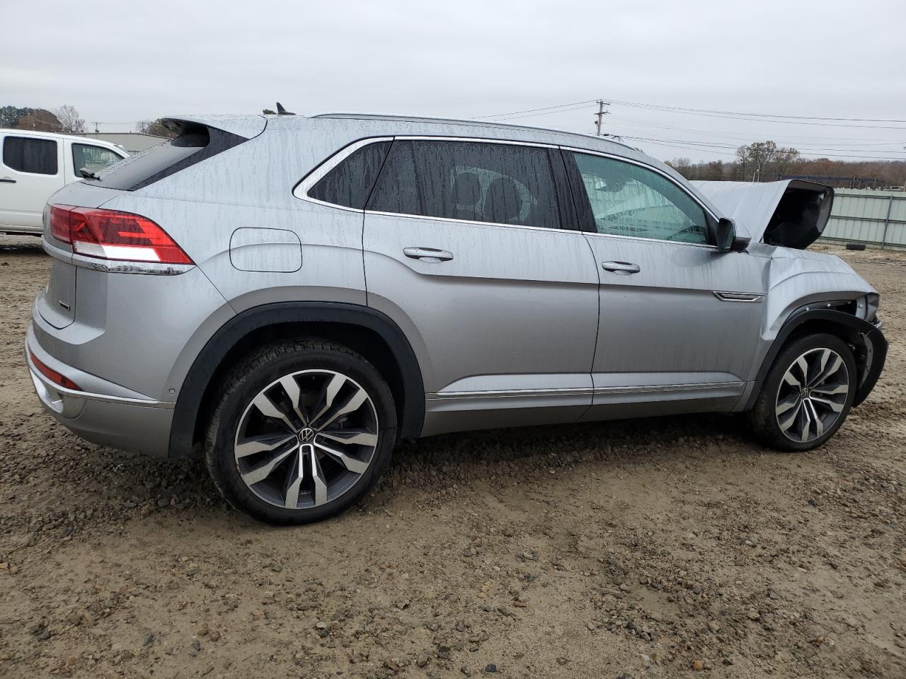 2022 VOLKSWAGEN ATLAS CROSS SPORT SEL PREMIUM R-LINE VIN:1V2FE2CA8NC205856