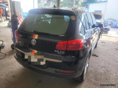 2015 Volkswagen Tiguan WVGZZZ5NZGW009930 VIN:WVGZZZ5NZGW009930