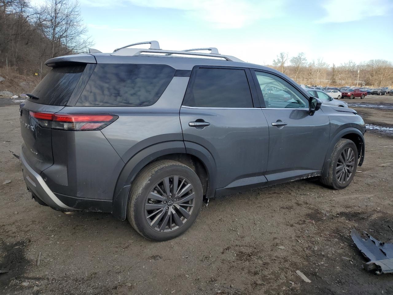 2022 NISSAN PATHFINDER SL VIN:5N1DR3CD8NC242446