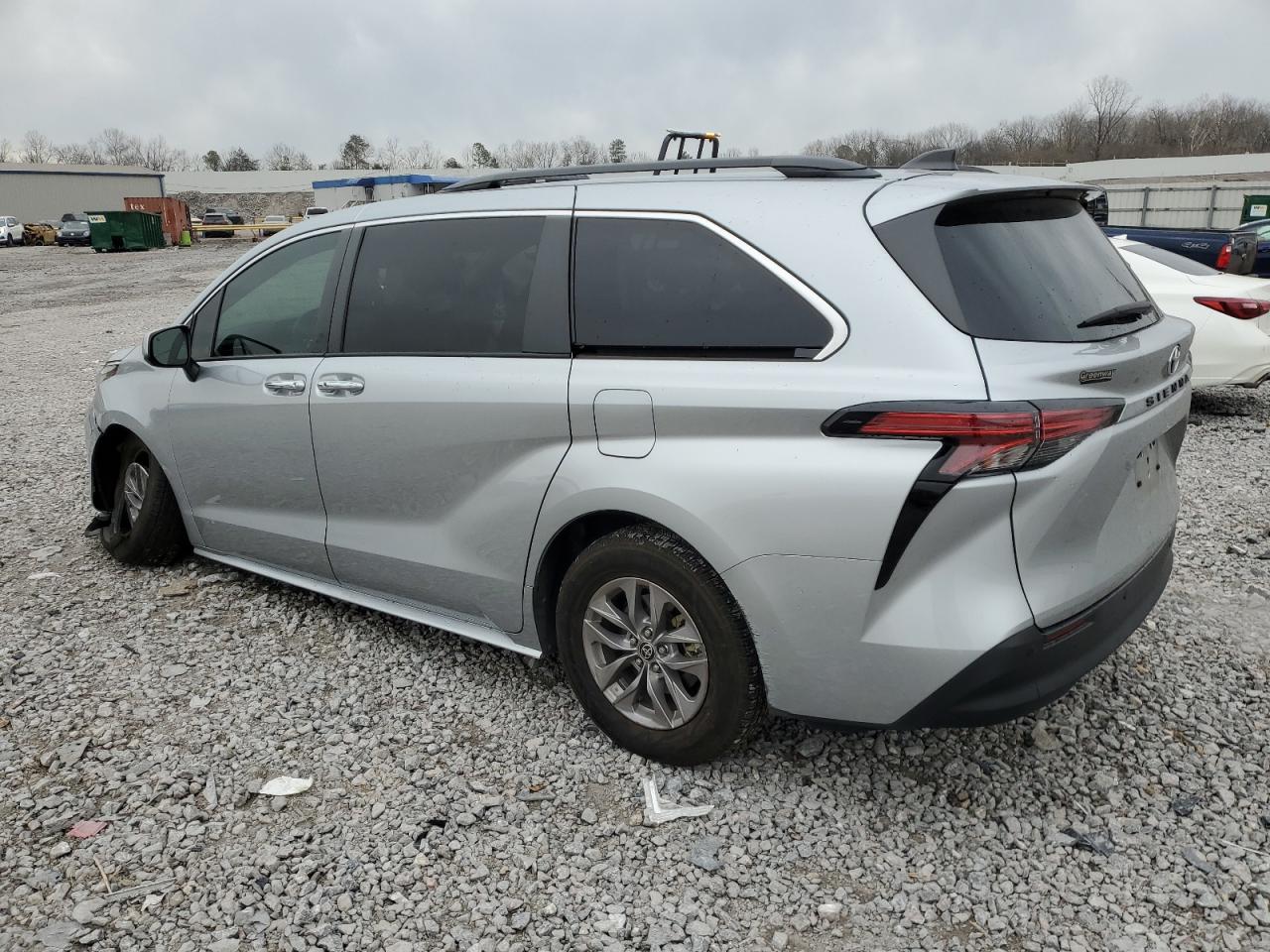 2022 TOYOTA SIENNA XLE VIN:KMHEC4A49EA117675