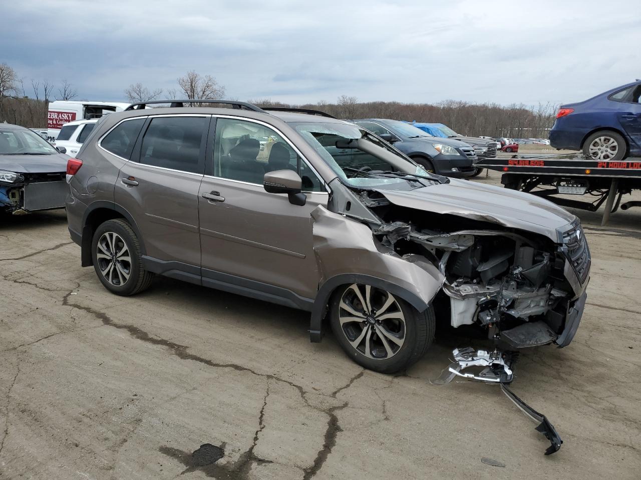 2022 SUBARU FORESTER LIMITED VIN:JF2SKAPC6NH437018