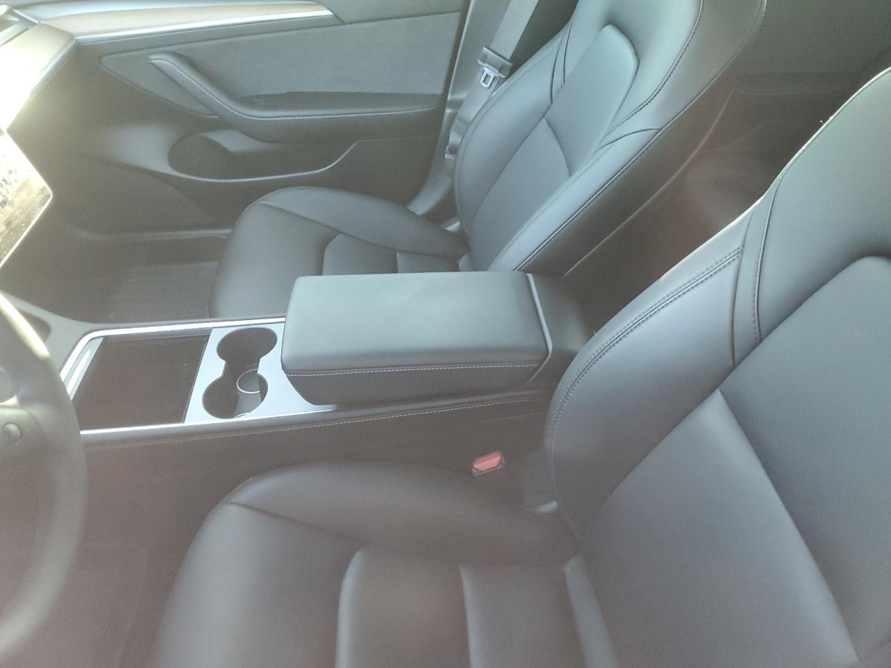 2022 TESLA MODEL 3  VIN:5YJ3E1EC2NF356840