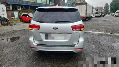 2015 Kia Carnival VIN: