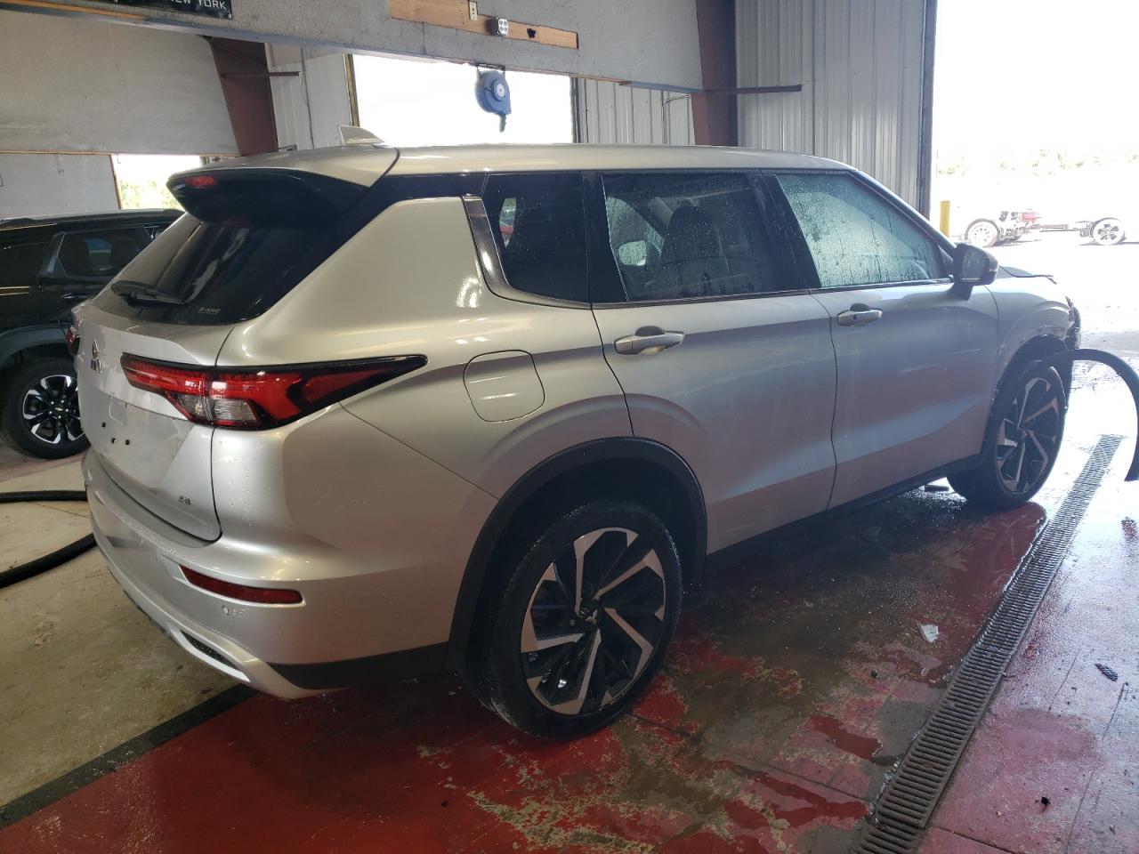 2023 MITSUBISHI OUTLANDER SE VIN:JA4J4UA86PZ059879