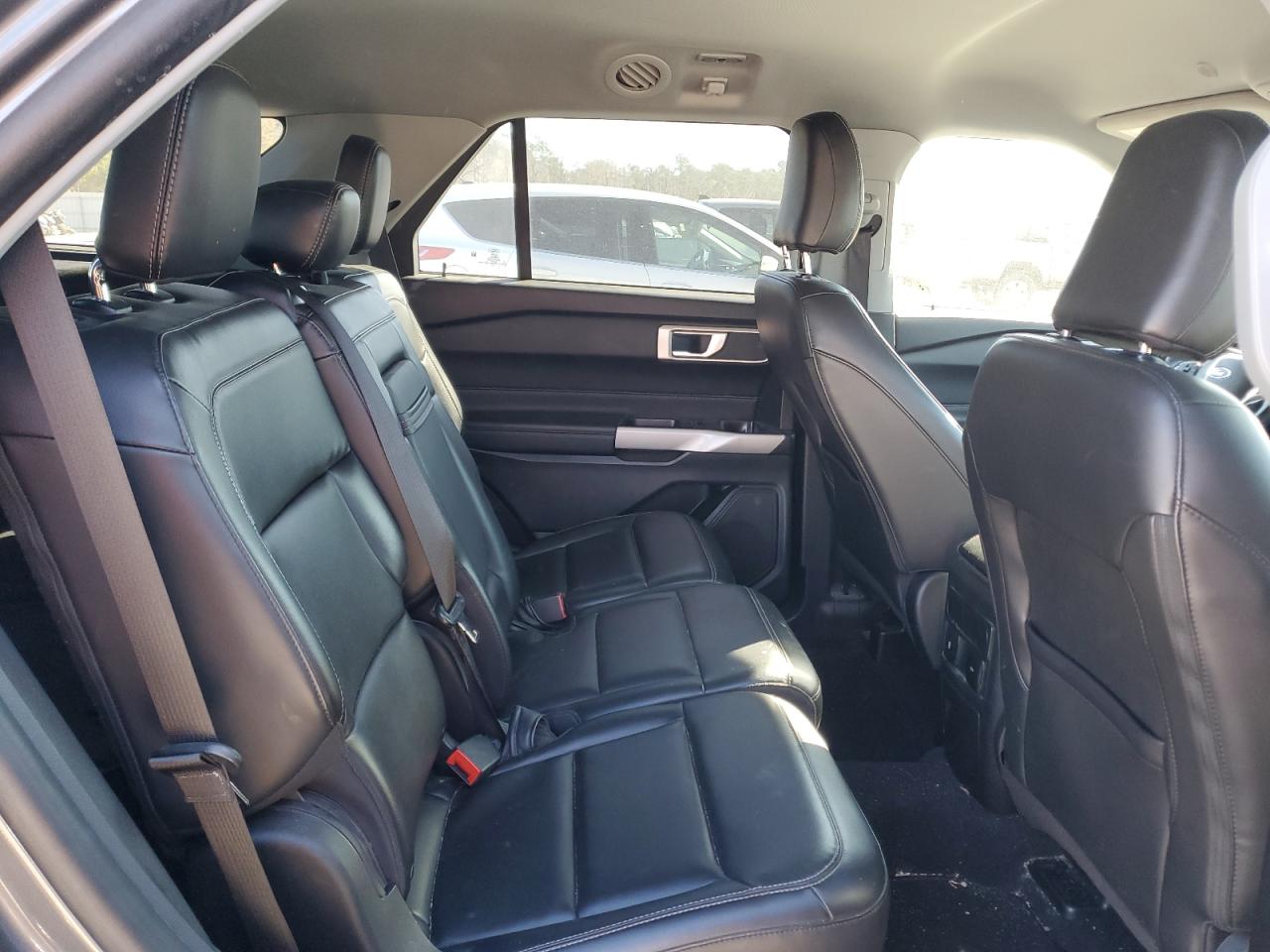 2022 FORD EXPLORER XLT VIN:1FMSK7DH0NGB05854