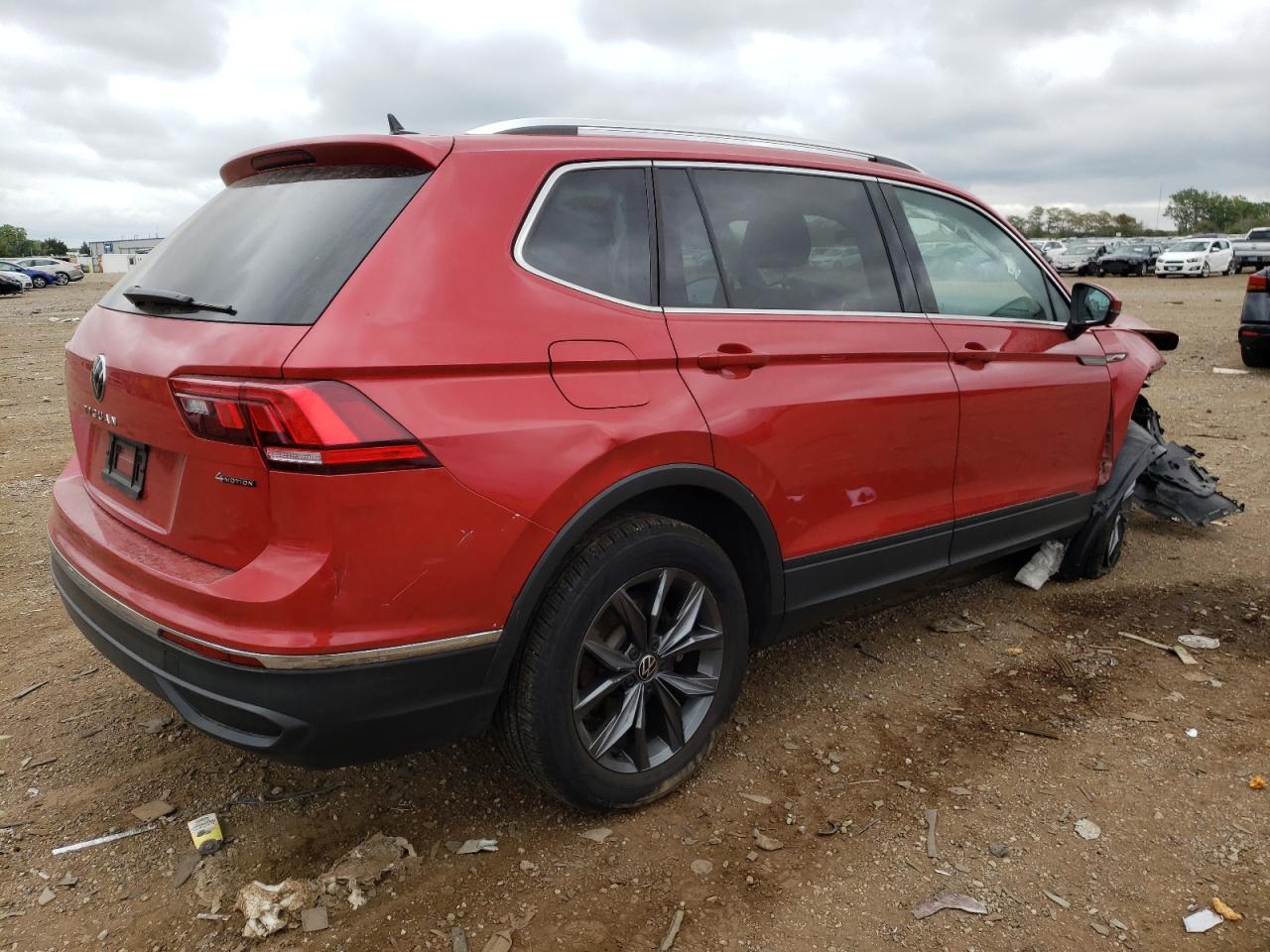 2022 VOLKSWAGEN TIGUAN SE VIN:3VV2B7AX4NM135303