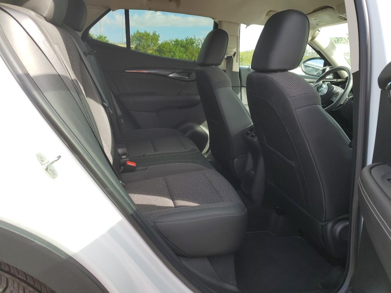 2022 BUICK ENVISION PREFERRED VIN:LRBAZLR46ND009866