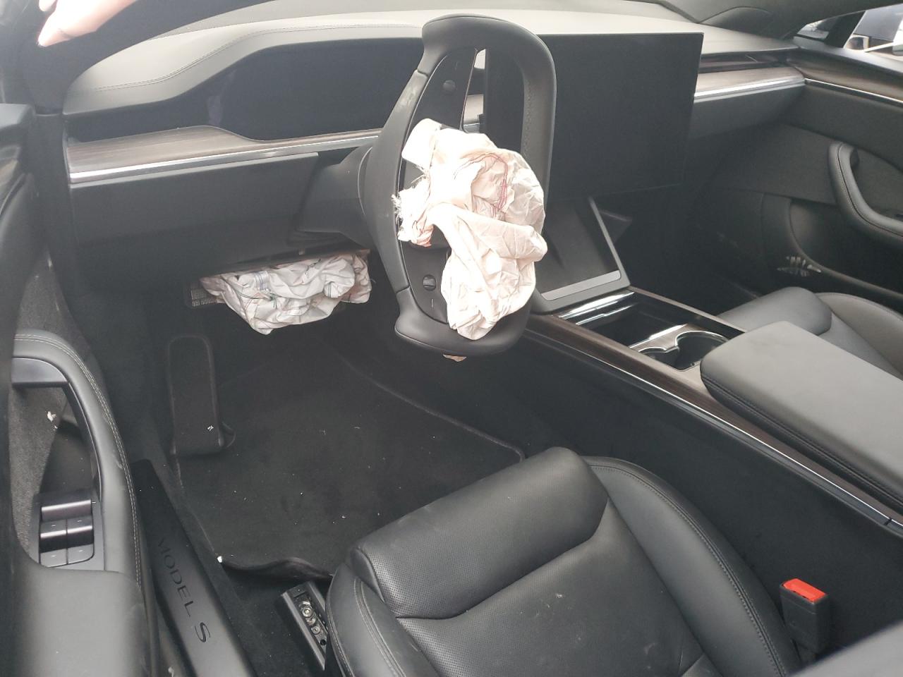 2022 TESLA MODEL S  VIN:5YJSA1E51NF493275